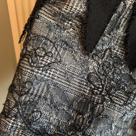 One-Of-Kind Vintage Blazer - Picture 8 of 16